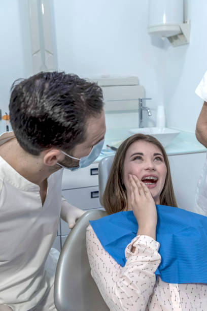 Best Emergency Dental Care for Broken or Chipped Teeth in Laguna Heights, TX